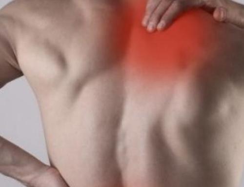 ¿Pasar muchas horas sentado delante del ordenador o mirando el móvil causa dolor de cuello? Esto dice la ciencia