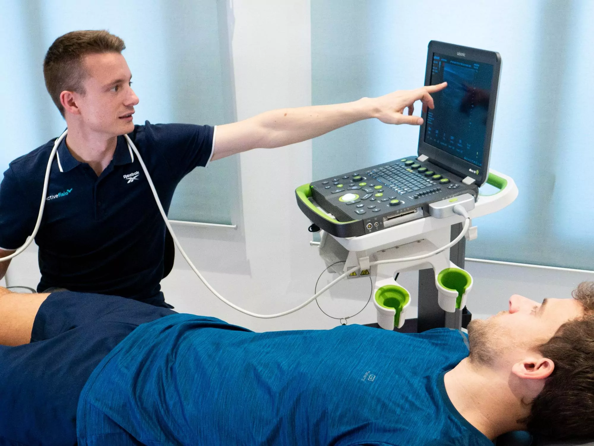 valoración de una rodilla con ecografia